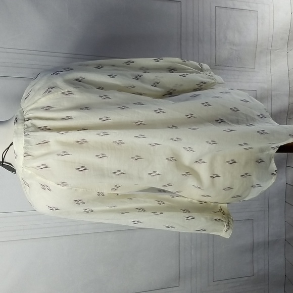 PAIGE Sammy Button Front Top - Picture 10 of 14